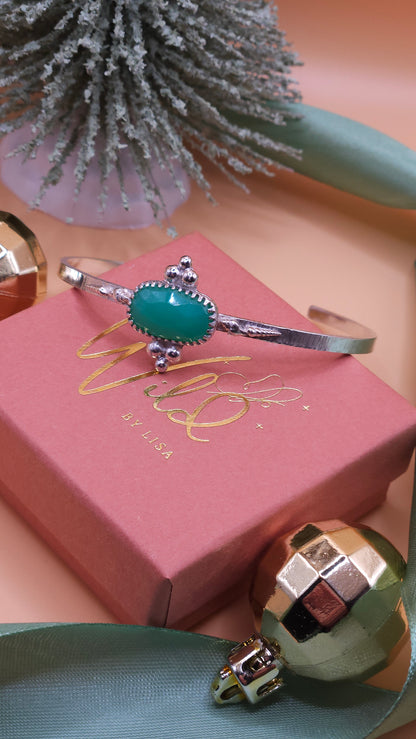 Chrysoprase seashell cuff bangle