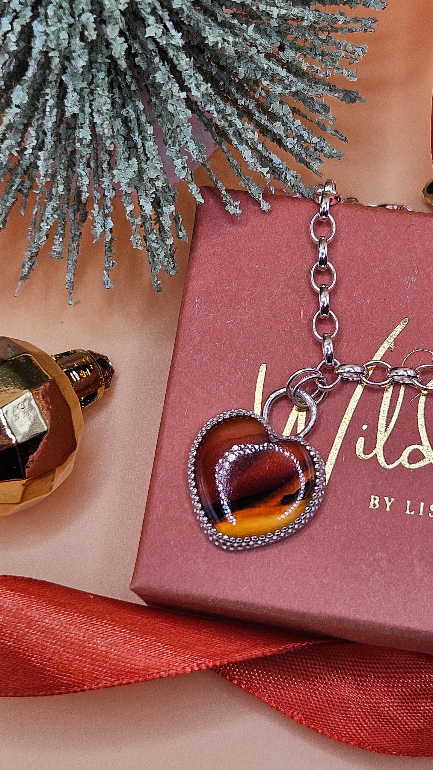 Montana Agate heart choker necklace