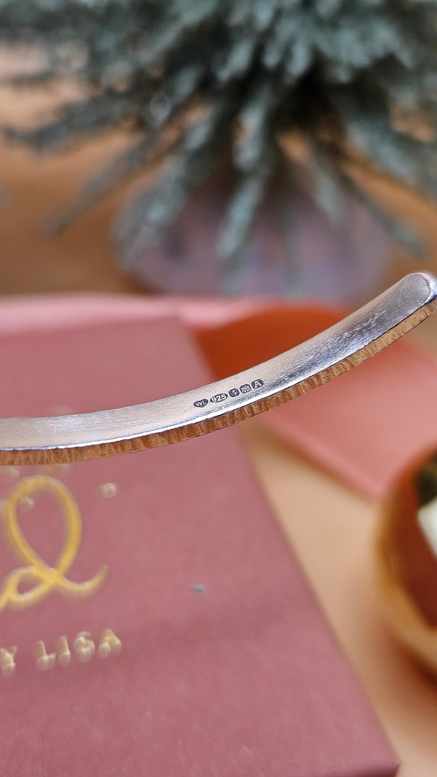 Aquamarine seashell cuff bangle