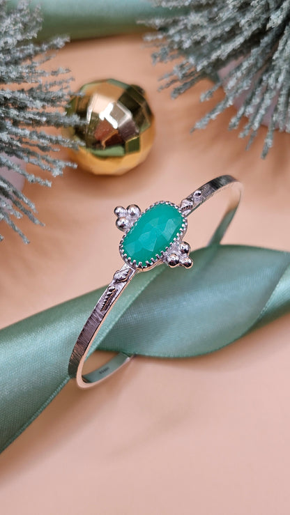 Chrysoprase seashell cuff bangle