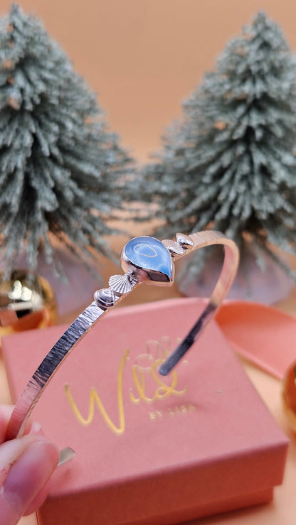 Aquamarine seashell cuff bangle